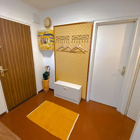 Mit Meerblick, Pool Und Tennisplaetzen Apartment